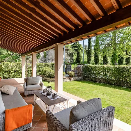 Vittoriano - Surrounded By Nature - Happy